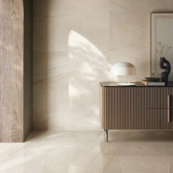 Sublime_Beige 120x120_60x120_Lucido_amb01.tif